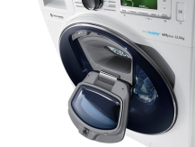 Additional loading of laundry during the washing process - myth or reality