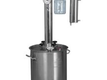 Differences between a moonshine with a distillation column from a similar product equipped with a steamer