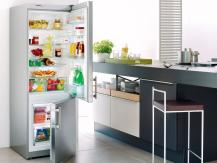 Which refrigerator is better - LG or Samsung?