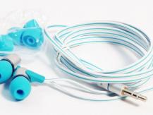 High-quality sound with droplets in the ears