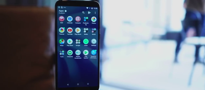 HTC U12 life - strong middle peasant