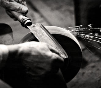Sharper than razors: the most effective knife sharpener