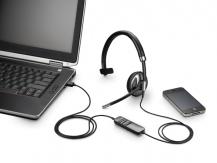 Choosing headphones for a laptop