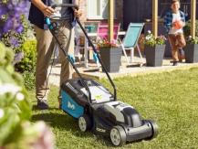 All the subtleties of choosing a lawn mower