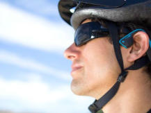 Features of bone conduction headphones
