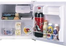 Small, yes: how to choose the best little refrigerator