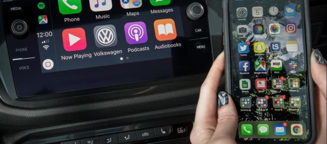 Android Auto and Apple CarPlay: how smartphones change entertainment systems in cars