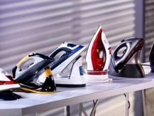 Iron for 1000 rubles: a rating of the best models for a small price