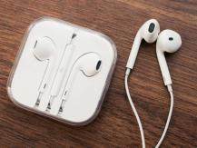 Headphones on the iPhone 5: qualitative changes or restyling of the accessory?
