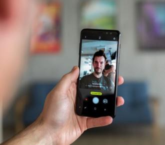 Samsung Galaxy S10 + has the best selfie camera