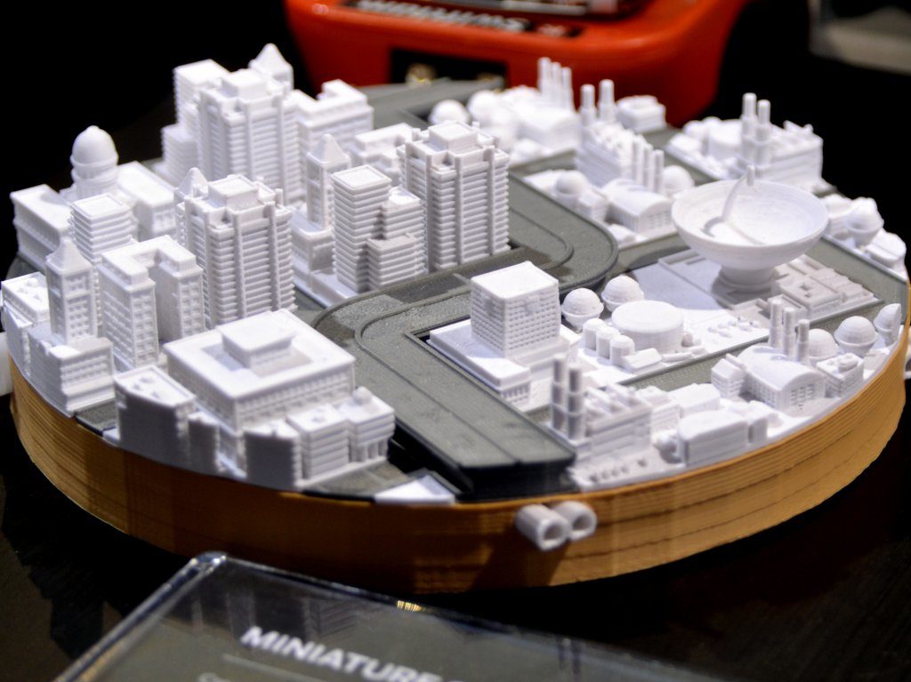 three-dimensional modeling