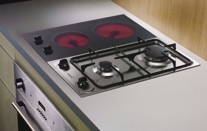 electric and gas stove