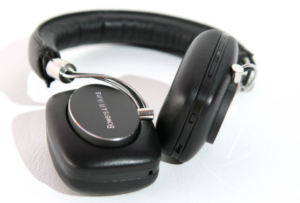 Bowers & Wilkins P5 Wireless