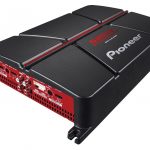 Car audio amplifier: picking up the speakers in the car